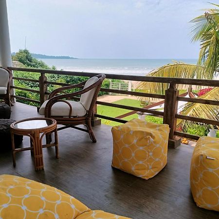 Santi Beach House With Pool & Beach Weligama Zimmer foto