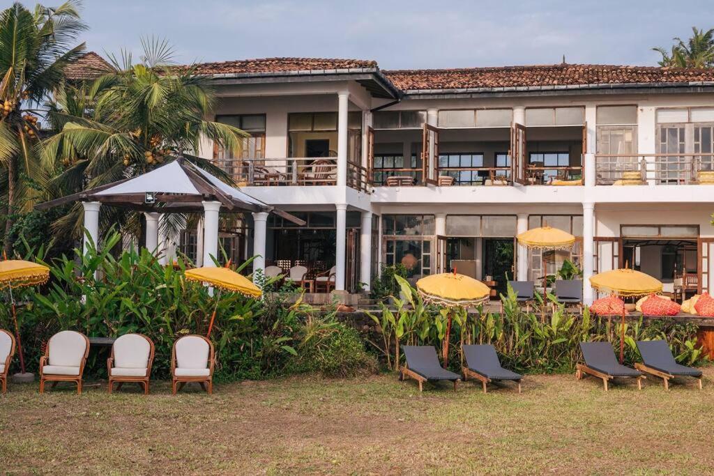 Santi Beach House With Pool & Beach Weligama Exterior foto