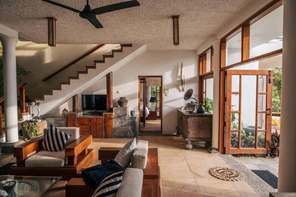 Santi Beach House With Pool & Beach Weligama Exterior foto